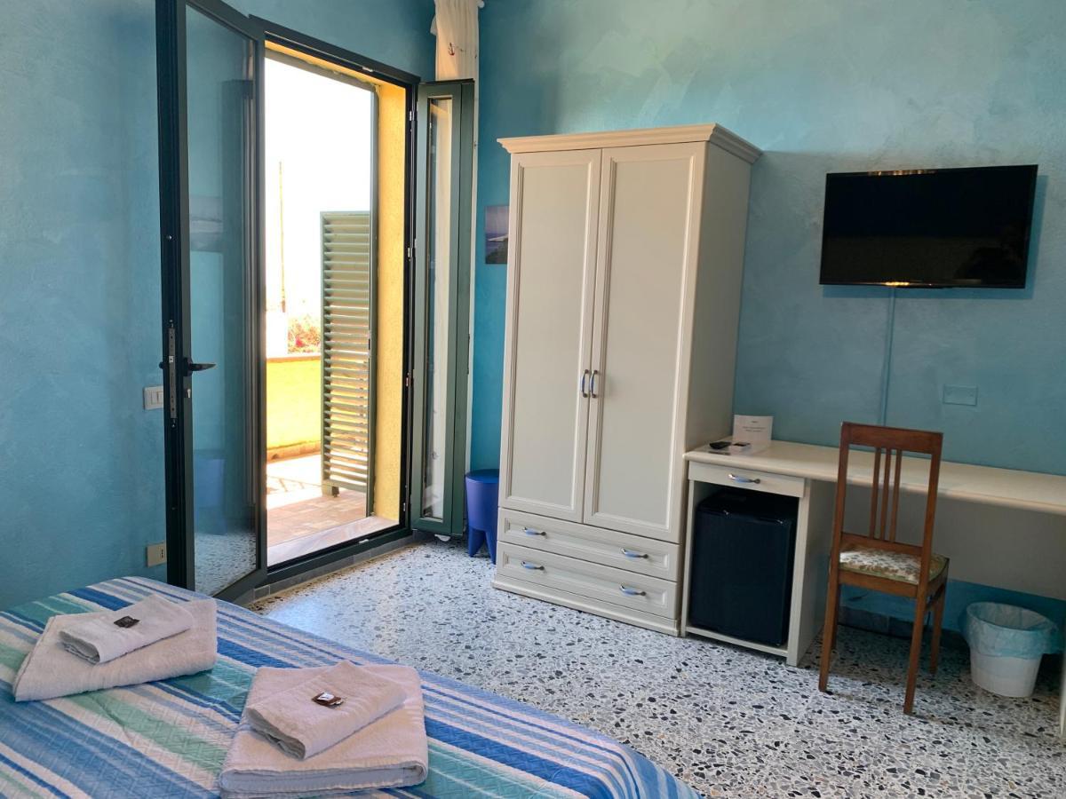 Torre Del Pozzo Bed and breakfast S'Archittu